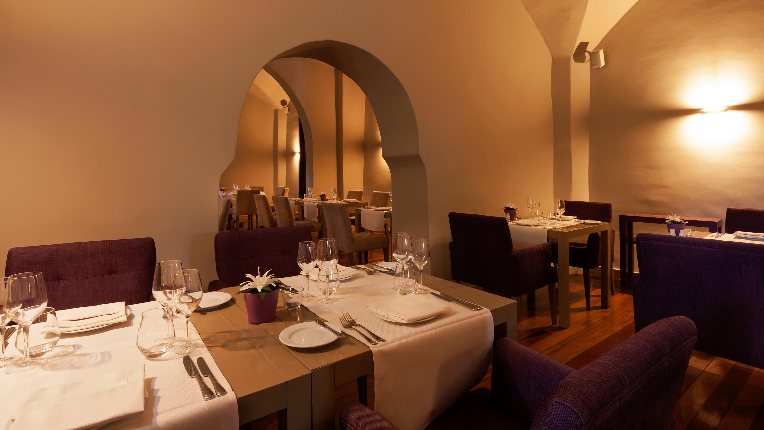 Hotel M'AR De AR Aqueduto Évora Exterior foto Restaurant "Le Cellier"